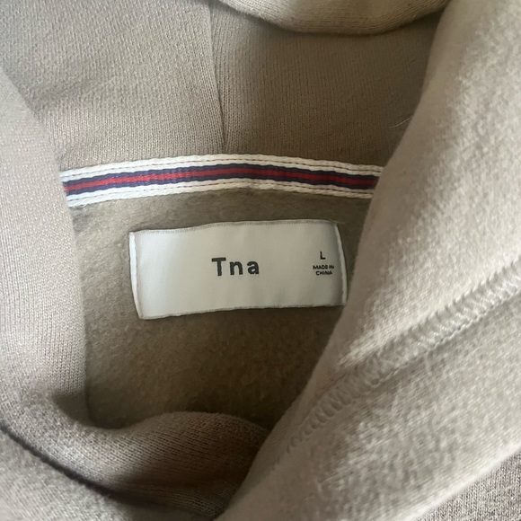 Aritzia TNA Fleece Hoodie - Picture 2 of 3